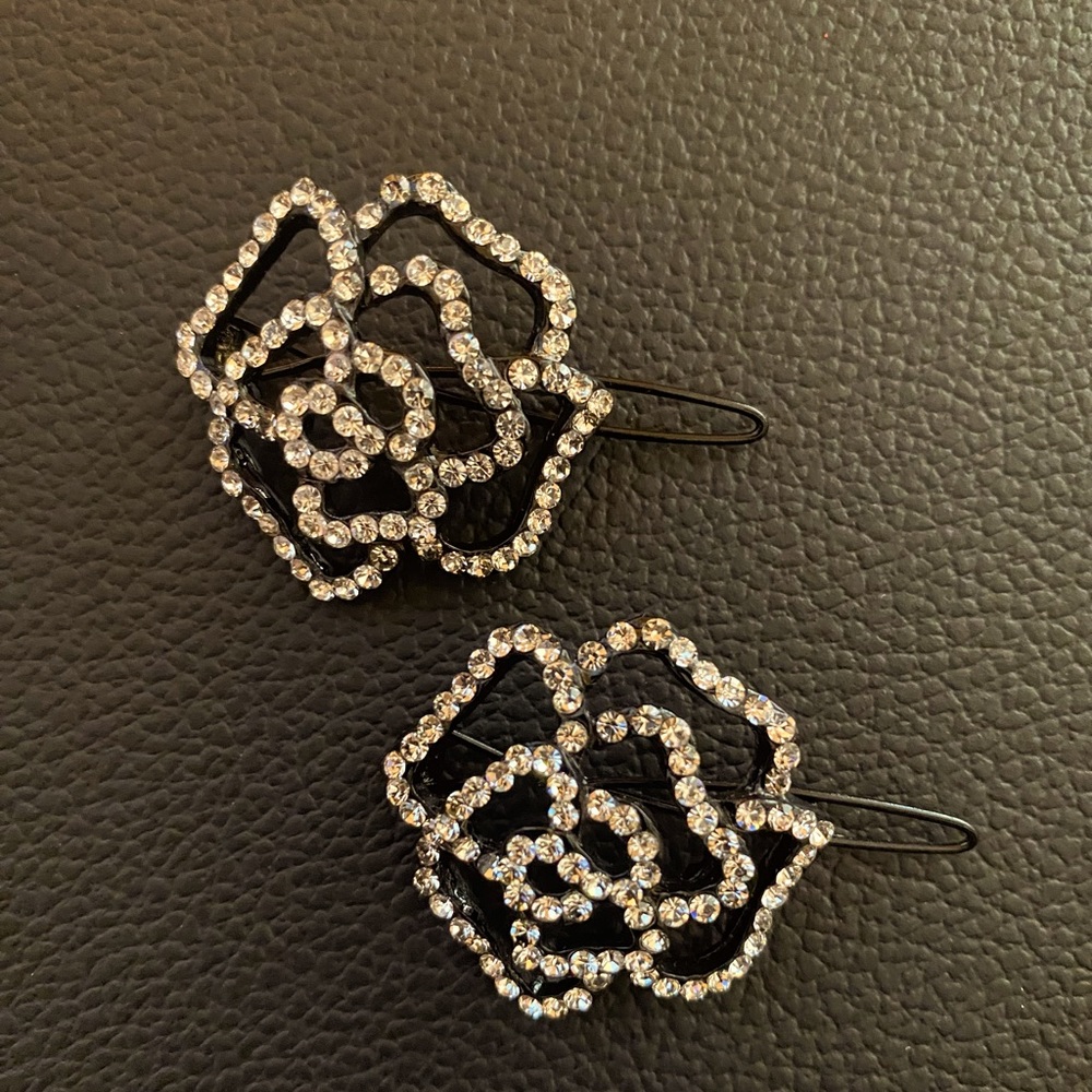 Gorgeous rhinestone flower barrettes